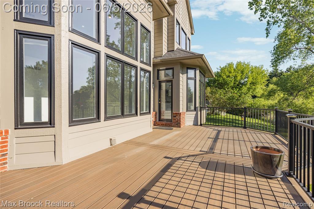 6664 Apple Blossom Trail, West Bloomfield, MI — Photo 68