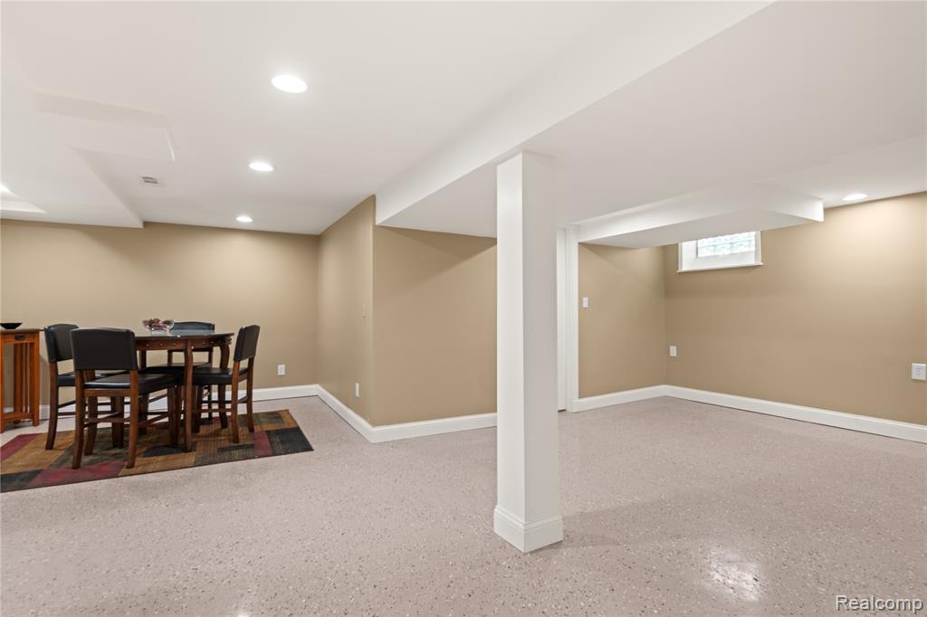 14962 Beatrice Street, Livonia, MI, 48154