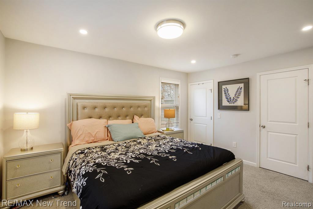 5748 Kingsfield Drive, West Bloomfield, MI — Photo 21