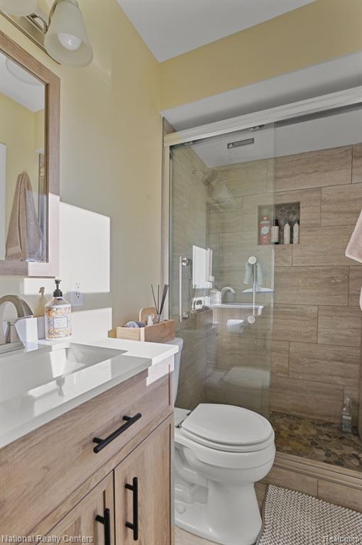 9812 ATWOOD Drive, South Lyon, MI 48178 — Photo 37