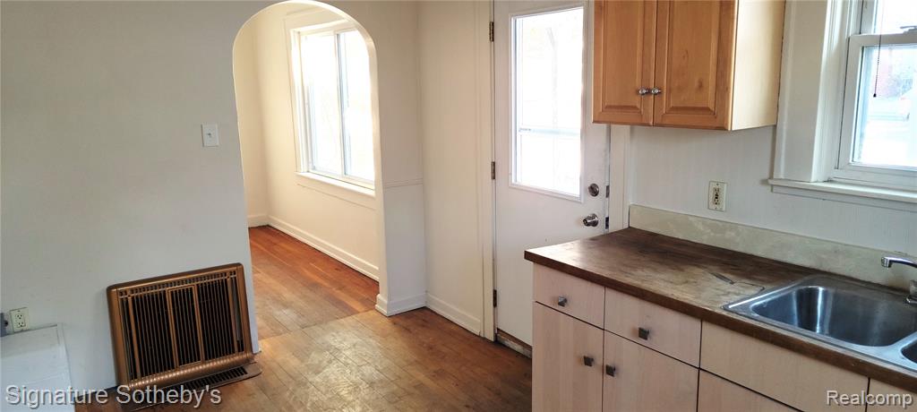 3031 Trowbridge Street, Hamtramck, MI 48212 — Photo 3