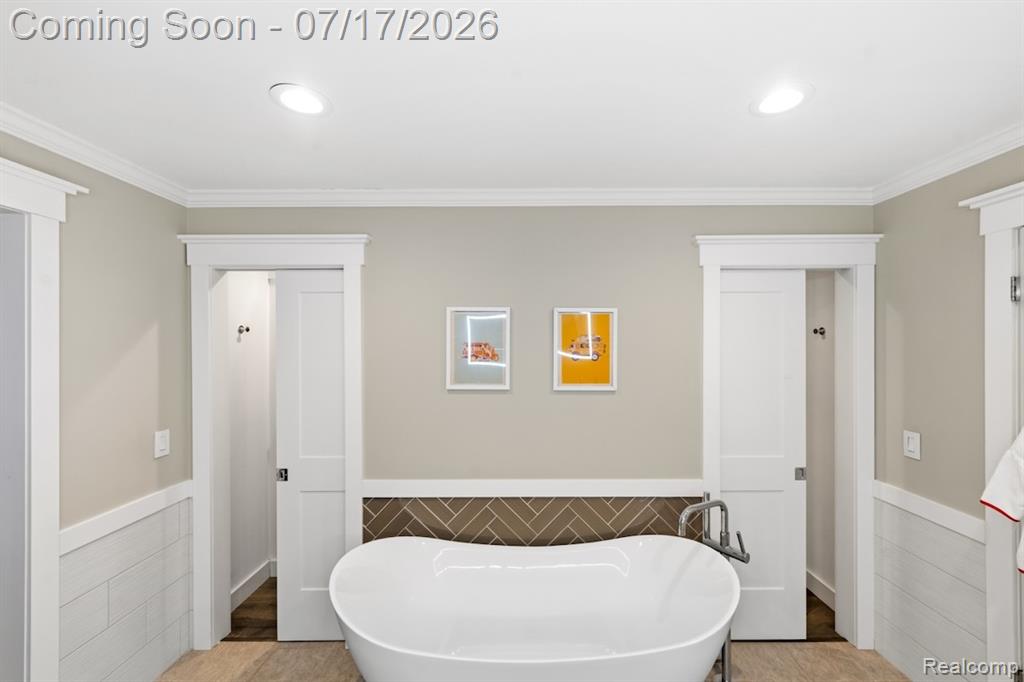 7375 Parkwood Drive, Fenton, MI 48430 — Photo 20
