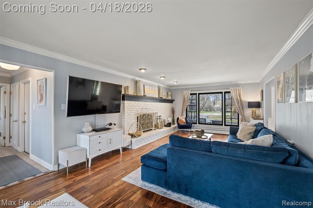 7359 Coach Lane, West Bloomfield, MI — Photo 27