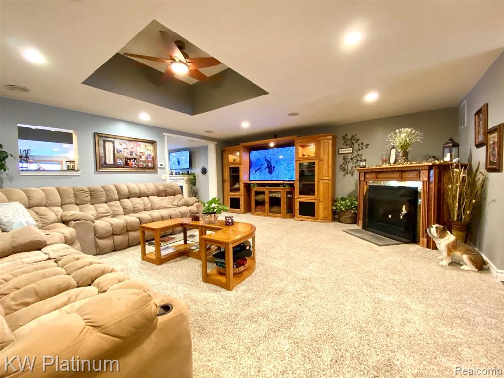 5161 Parker Road, Fort Gratiot, MI 48059 — Photo 12