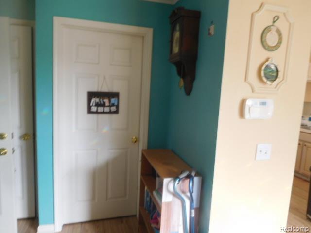 4116 April Lane, 24, Sterling Heights, MI 48310 — Photo 29