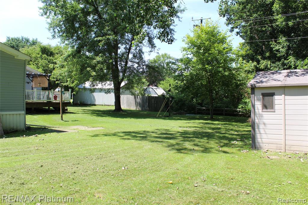 5673 Chippewa Drive, Howell, MI 48843 — Photo 7
