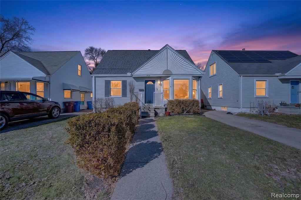 438 W Brockton Avenue, Madison Heights, MI 48071 — Photo 42