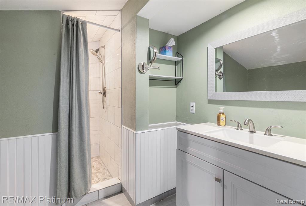 4653 Webberdale Drive S, Holly, MI 48442 — Photo 14