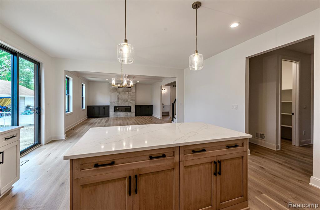 4107 Devon, Royal Oak, MI 48073 — Photo 6