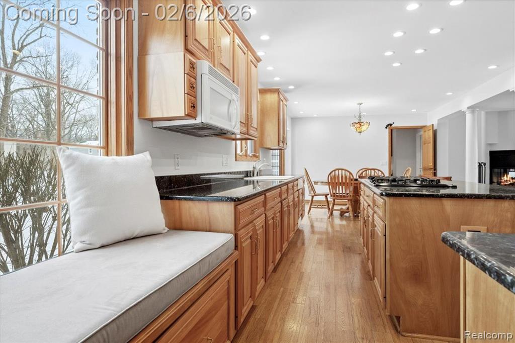 8842 Thorntree Drive, Grosse Ile, MI 48138 — Photo 13