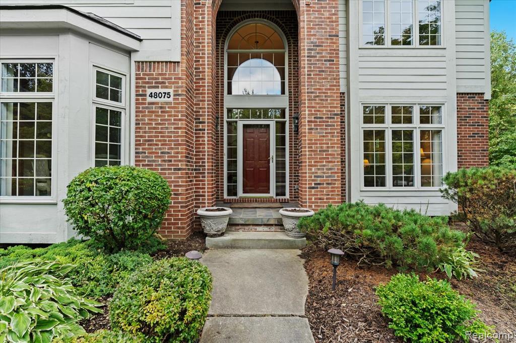 48075 Andover Drive, Novi, MI — Photo 4