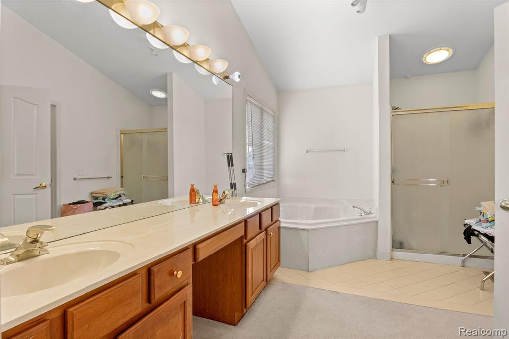 1549 MCLAINE Street, Canton, MI 48188 — Photo 33