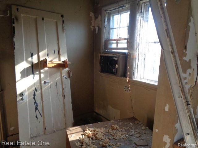 7465 14th Street, Detroit, MI 48206 — Photo 15