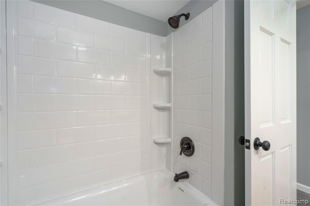 4566 Clyde Road, Howell, MI 48855 — Photo 40