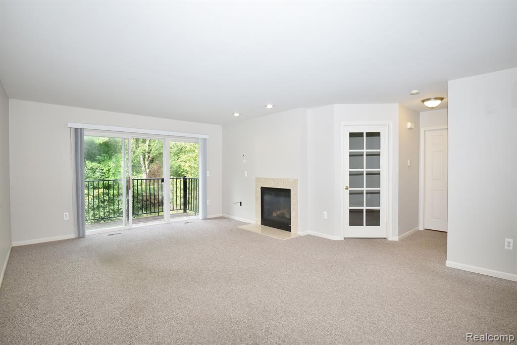 751 PAINT CREEK Drive, Troy, MI 48085 — Photo 3