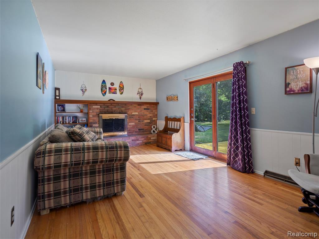 8497 Hickory Hill Drive, Grand Blanc, MI 48439 — Photo 18