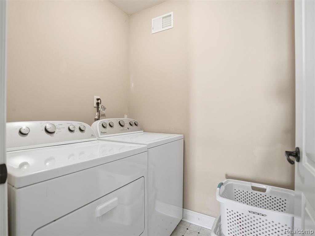 53731 Champlain Street, Macomb, MI 48042 — Photo 27