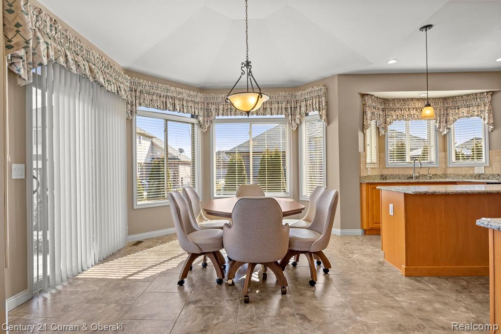 56546 CLEARSTONE Drive, Macomb, MI 48042 — Photo 10