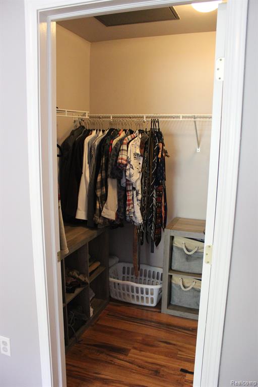 47640 PEMBROKE Drive, Canton, MI 48188 — Photo 21