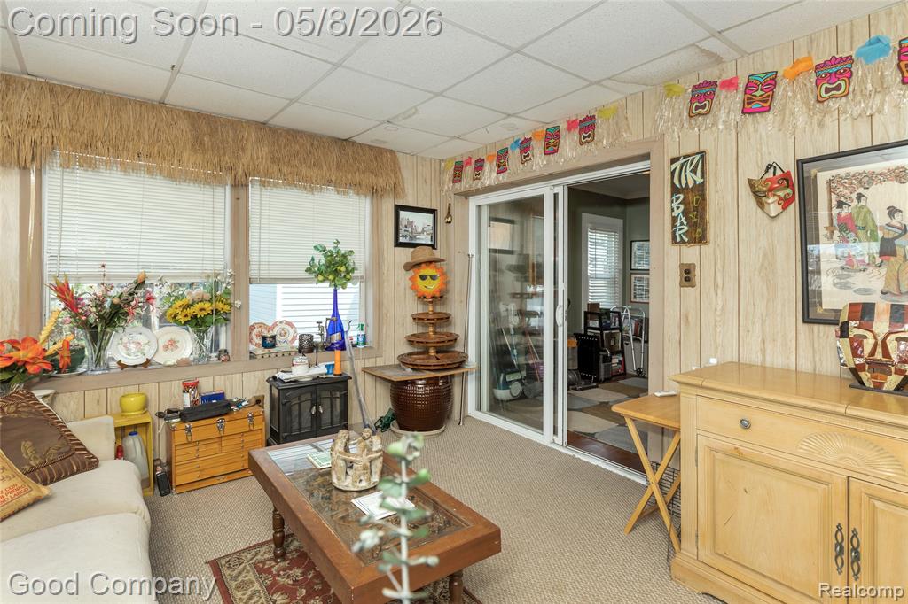 559 E Harry Avenue, Hazel Park, MI 48030 — Photo 11