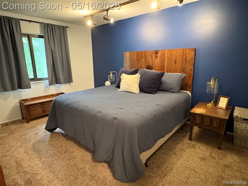 512 Victoria Square Boulevard, Brighton, MI 48116 — Photo 21
