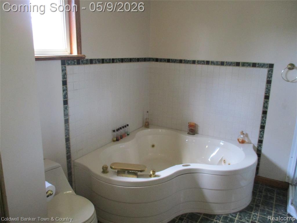 5656 Monroe Street, Dearborn Heights, MI 48125 — Photo 17