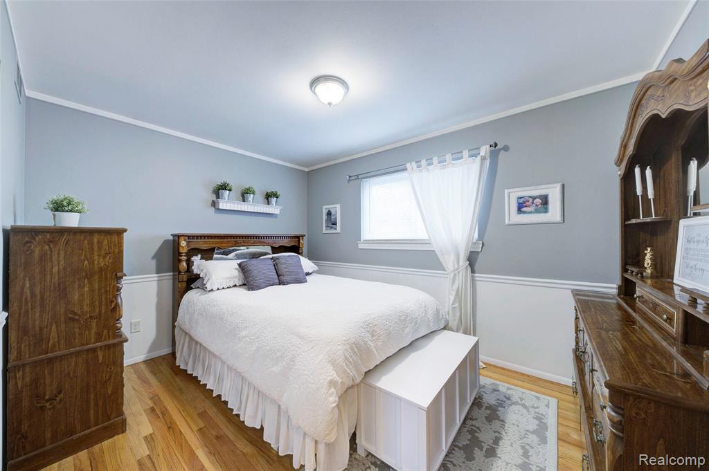 31906 Cambridge Street, Garden City, MI — Photo 15