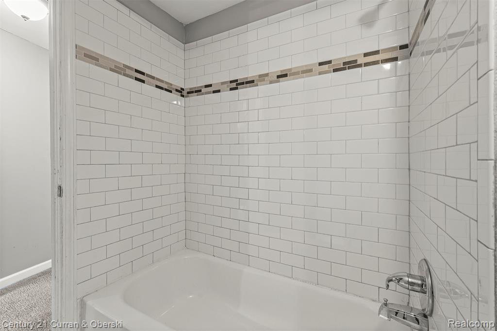 6837 Braun, Center Line, MI 48015 — Photo 20