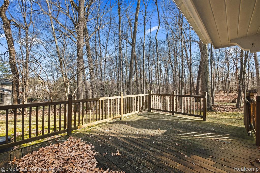 870 Highwood Drive, Bloomfield Hills, MI 48304 — Photo 17