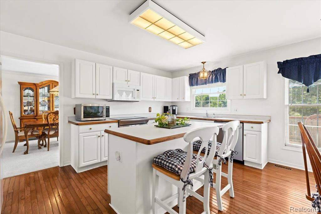 49301 QUAIL RUN COURT, Plymouth, MI 48170 — Photo 16