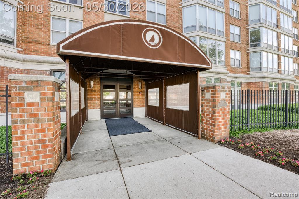 250 E Harbortown Drive, 205, Detroit, MI 48207 — Photo 10