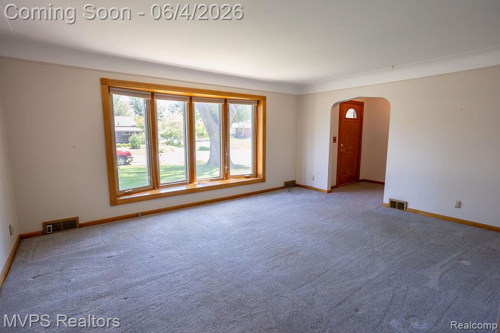 33033 Edgegrove, Fraser, MI 48026 — Photo 7