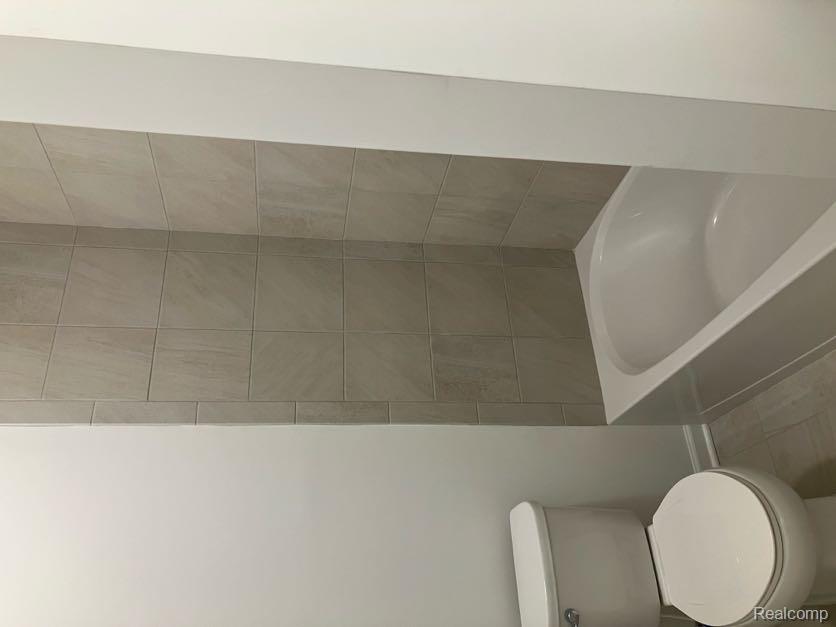 61627 Empire Road, South Lyon, MI, 48178