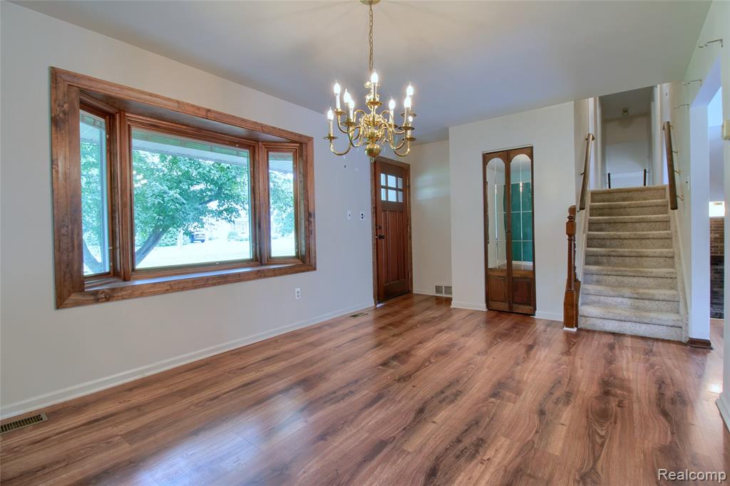8695 Stout Avenue, Grosse Ile, MI 48138 — Photo 6