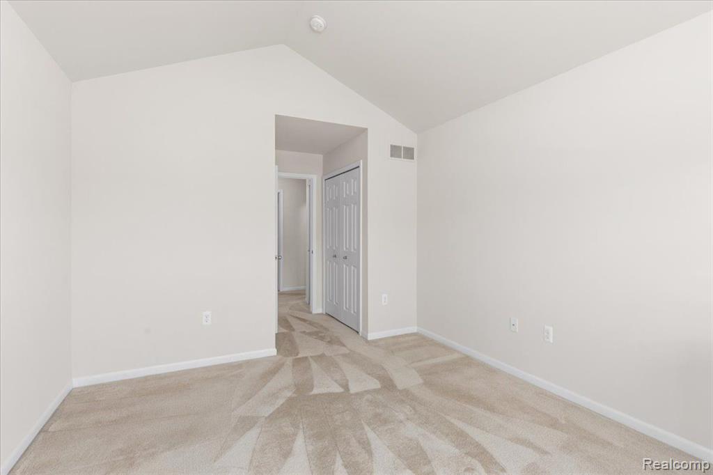 30216 VIEWCREST Drive, Novi, MI 48377 — Photo 21
