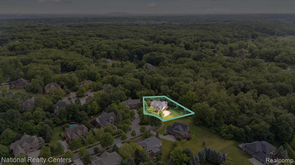 47769 Aberdeen Drive, Novi, MI — Photo 65