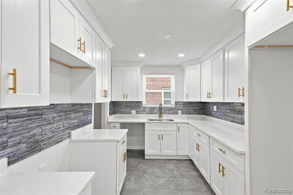 50 Eason Street, Highland Park, MI 48203 — Photo 11