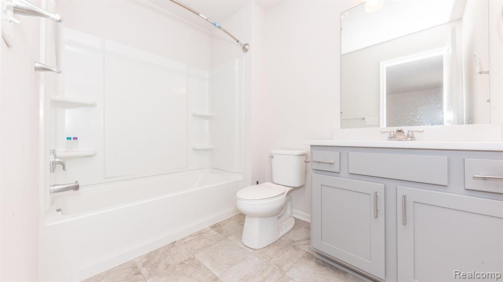 49685 LANTERN Way, Canton, MI 48188 — Photo 16