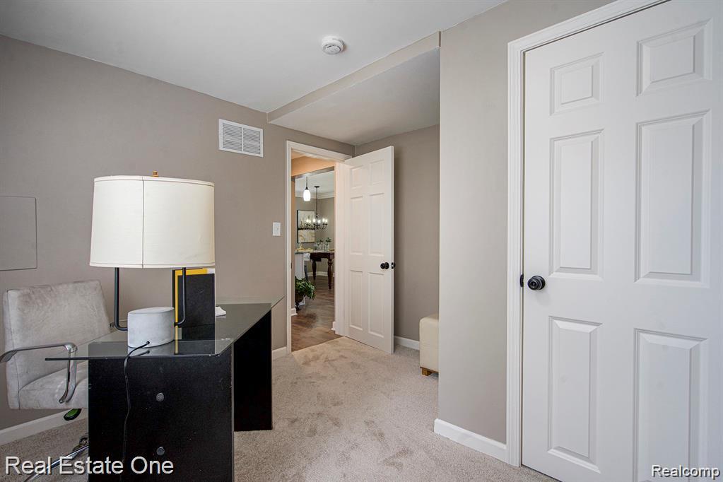 51275 7 Mile Road, Northville, MI 48167 — Photo 14