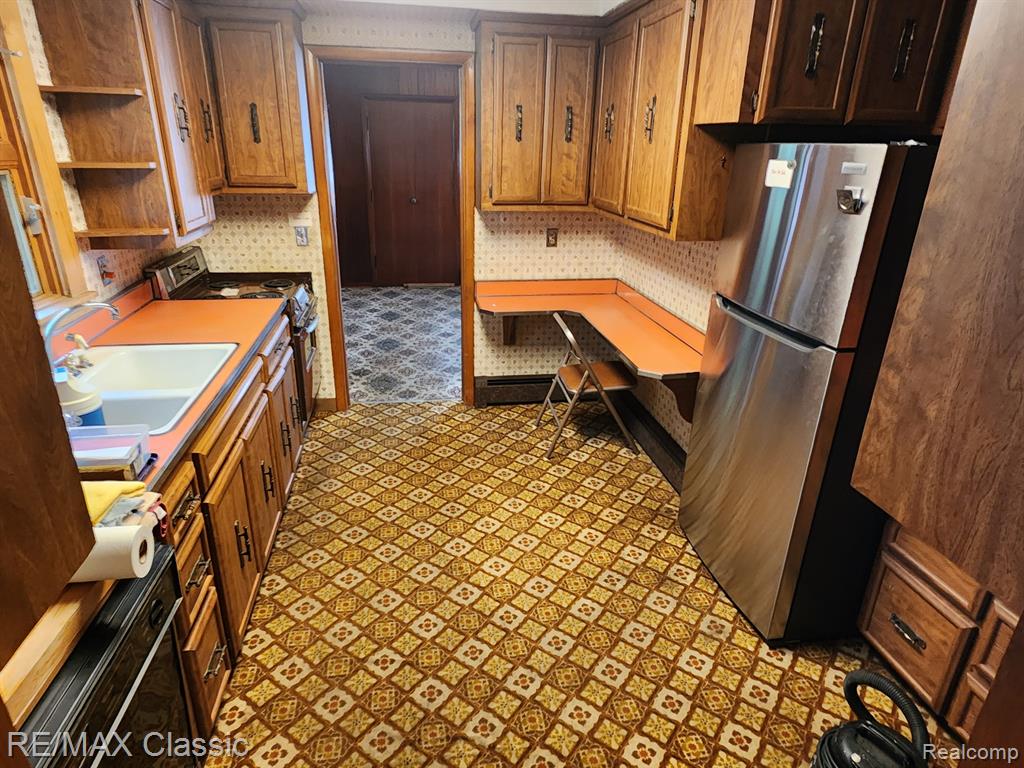 3740 SHADY BEACH Boulevard, Orchard Lake Village, MI 48324 — Photo 16
