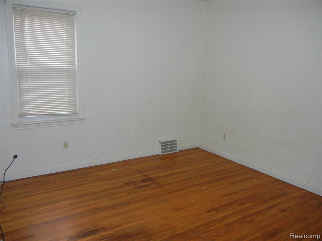 9656 Sioux, Redford, MI 48239 — Photo 8