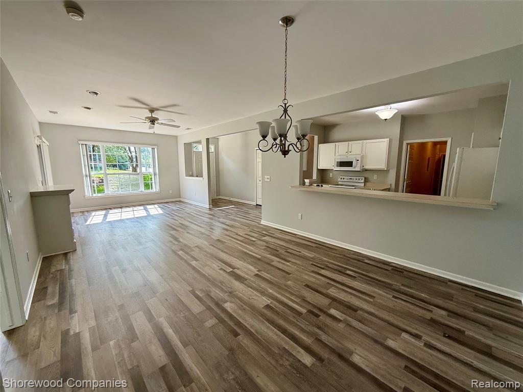 45736 Warwick Drive, Macomb, MI 48044 — Photo 4