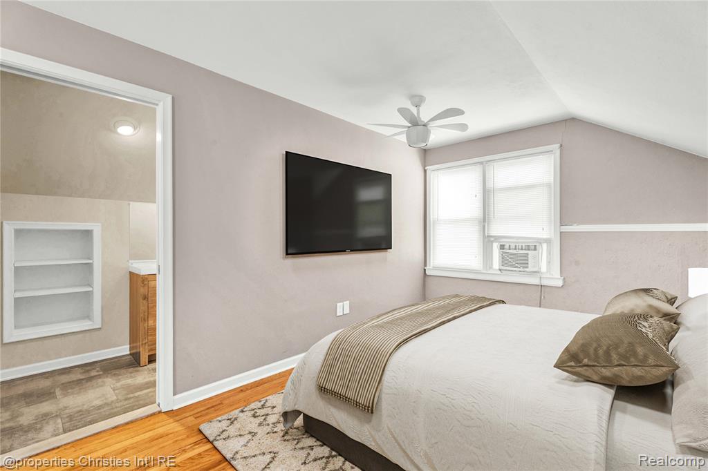 708 S Minerva Avenue, Royal Oak, MI 48067 — Photo 41