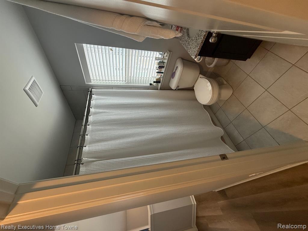 4931 Treeside Lane, Troy, MI 48098 — Photo 19