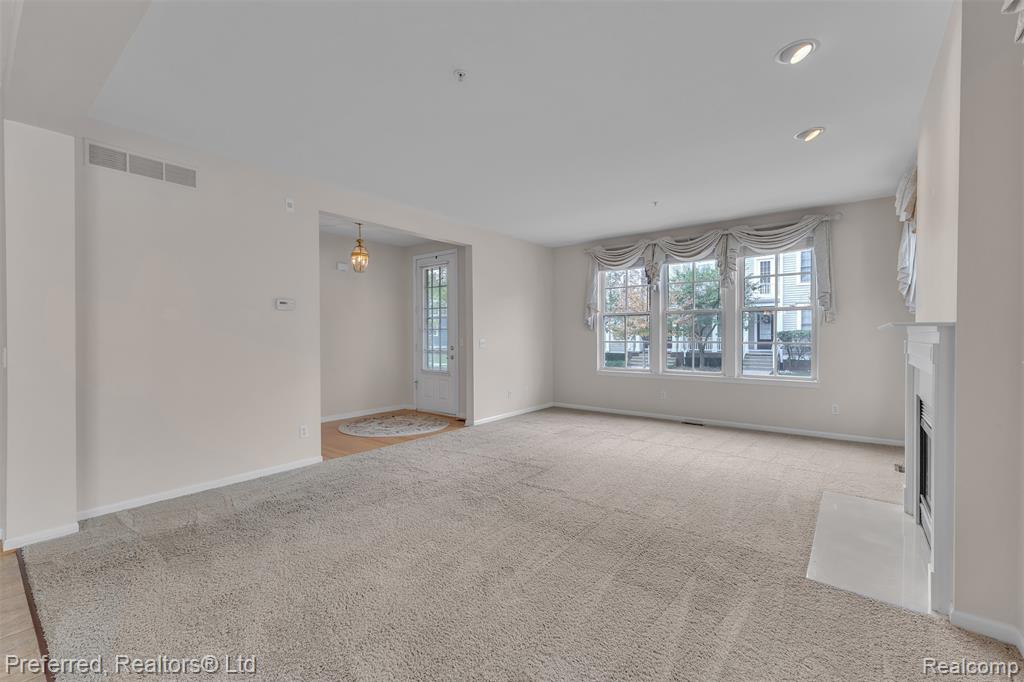635 Constitution Street, Canton, MI 48188 — Photo 7