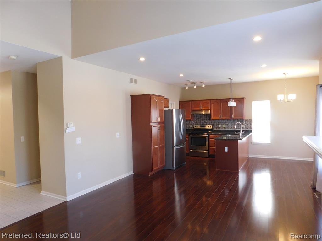 43124 PROVIDENCE Lane, Canton, MI 48188 — Photo 7