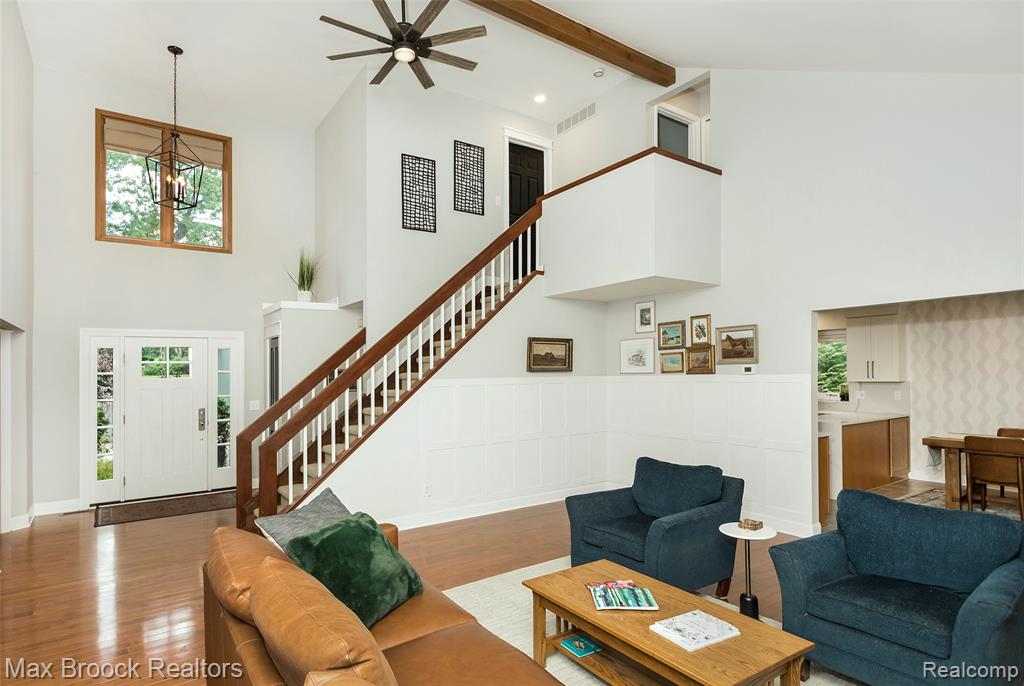 3685 Sunset Boulevard, Orchard Lake Village, MI 48324 — Photo 4