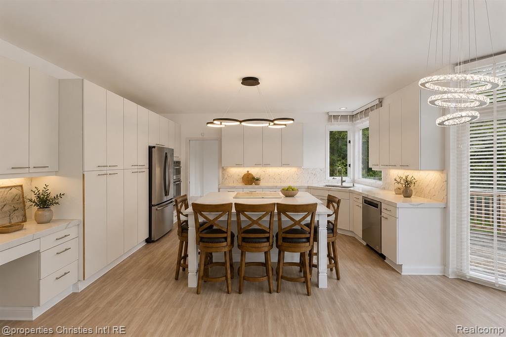 4802 Panorama Circle, West Bloomfield, MI 48323 — Photo 10