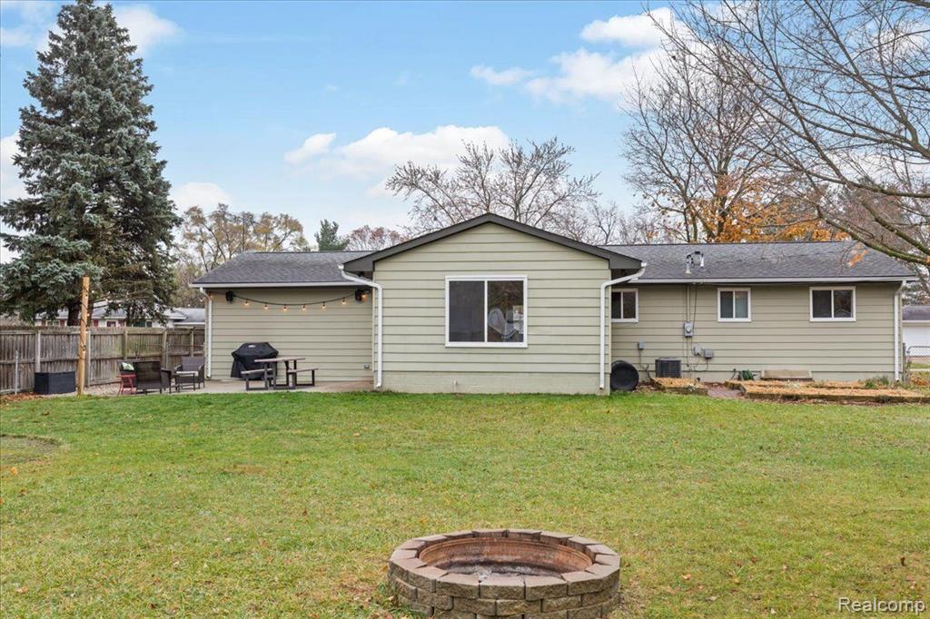 81 DAYTON Street, Oxford, MI 48371 — Photo 7