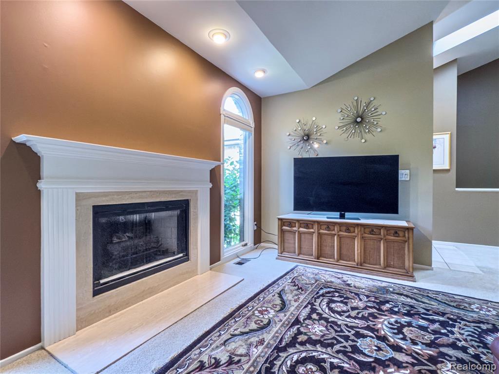 6760 Oyster Cove, West Bloomfield, MI 48323 — Photo 5